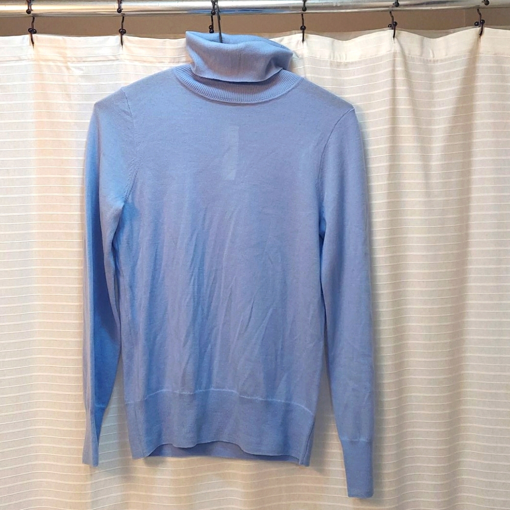 NWT Medium J. Crew turtle neck